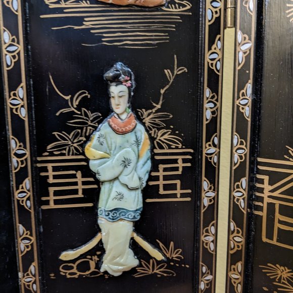 Vintage Asian Geisha Folding Tabletop Screen Divider - black lacquer wood screen - Picture 8 of 15